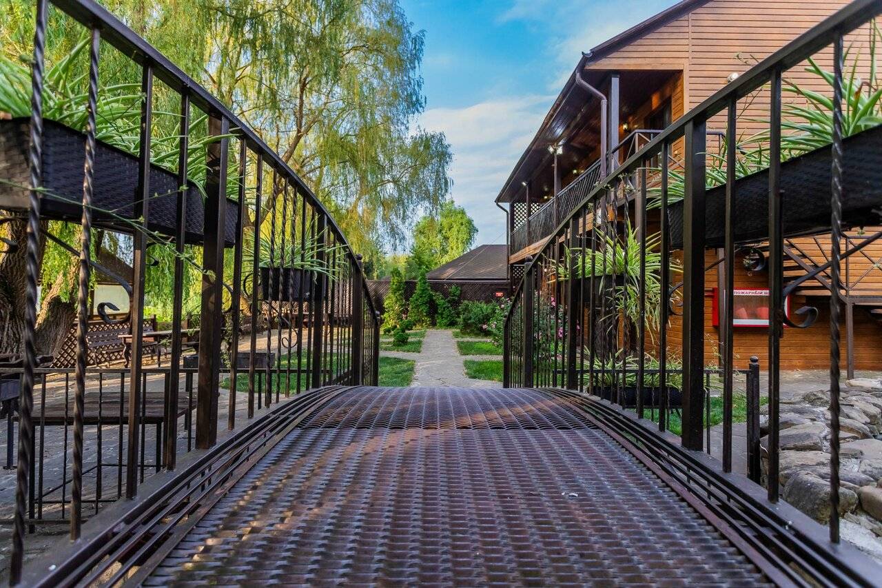 Фото Гостевого дома Усадьба Фамилия Пластуновская 24