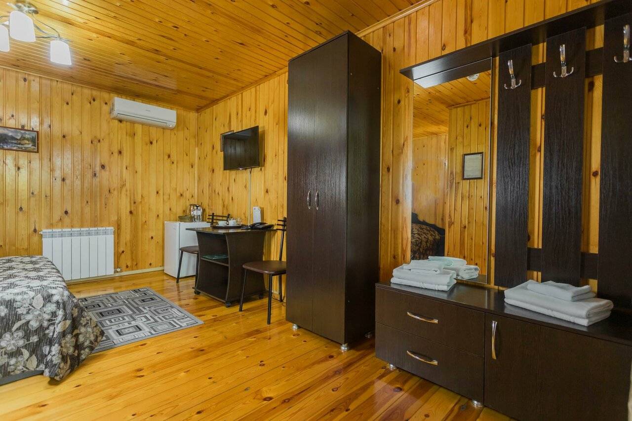 Фото Гостевого дома Усадьба Фамилия Пластуновская 143