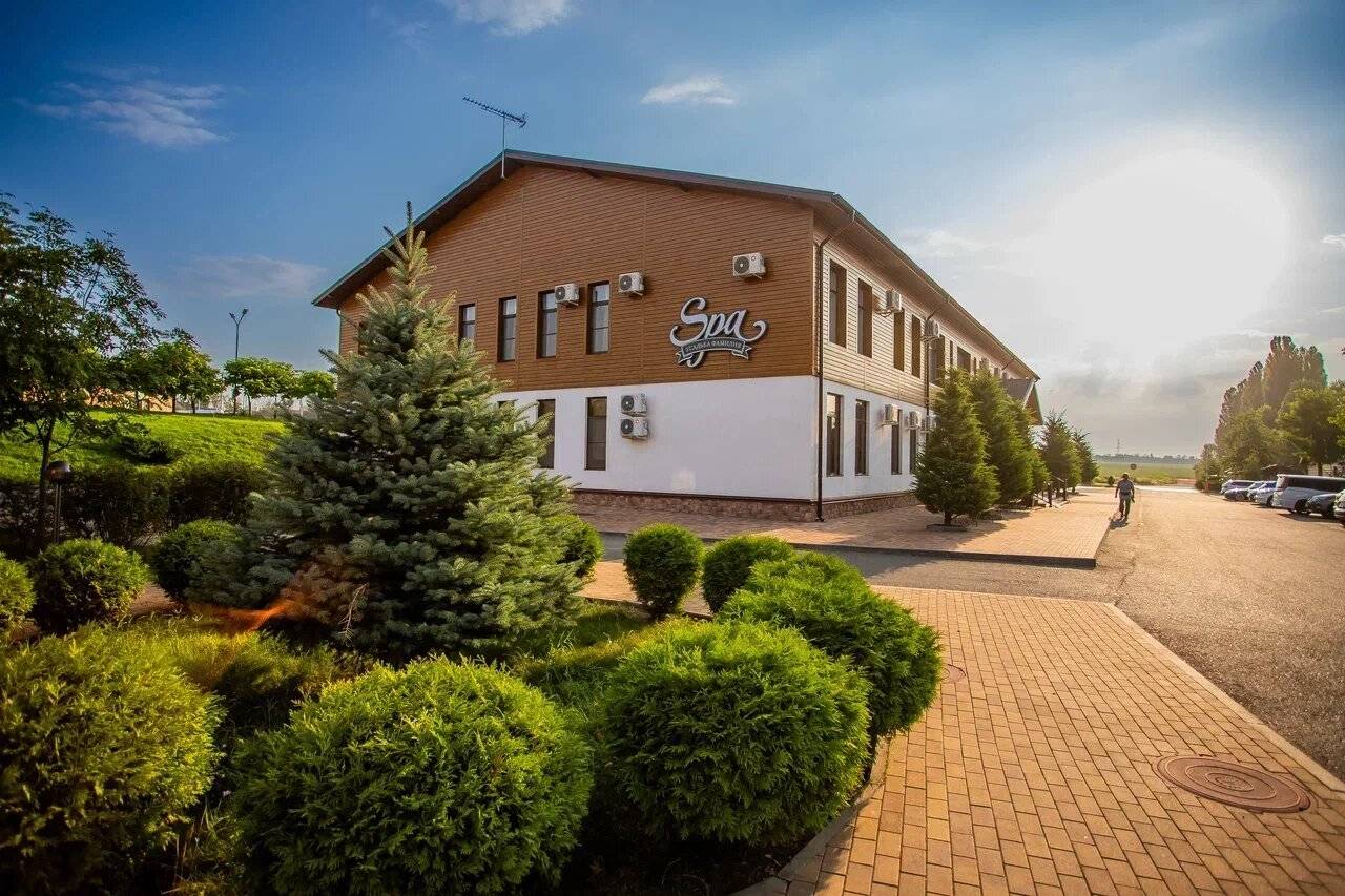 Фото Гостевого дома Усадьба Фамилия Пластуновская 20